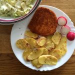 Sojaschnitzel Kuemmel-Bratkartoffeln Radiesli
