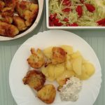 Pannierter Bluemenkohl Kartoffeln Tartarsauce